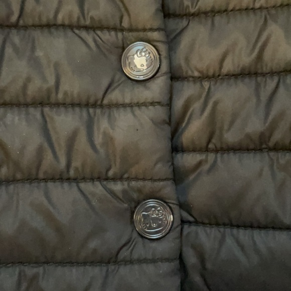 😊 3 for 20💕Hello Kitty Black  Vest with Pockets!Size 24m - Picture 8 of 9